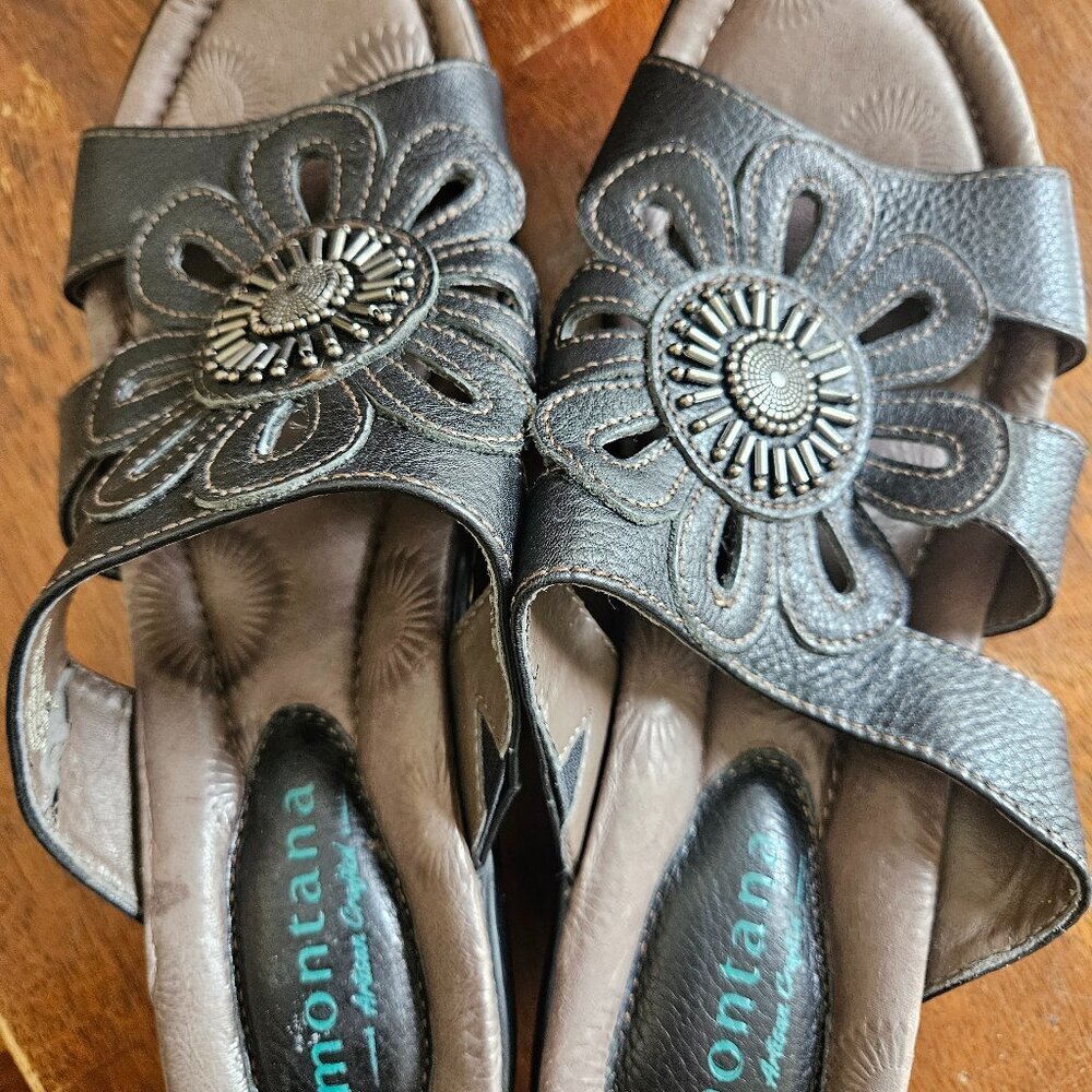 Montana Artisan collection leather slip-on Sunflower Embellished sandals 9